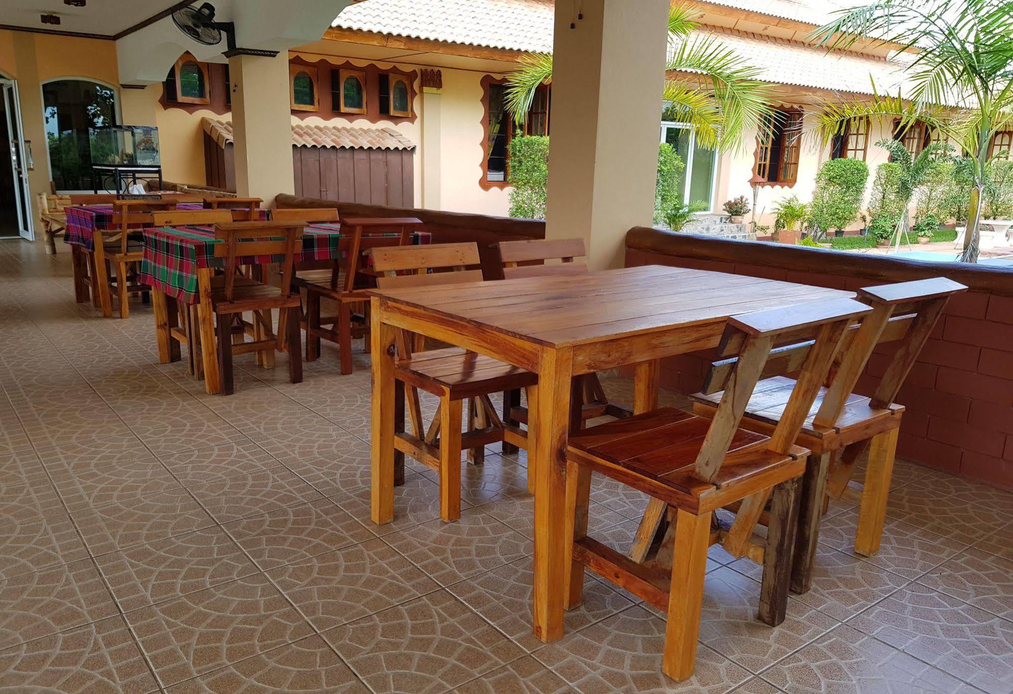 Changthai Comfort Guest House Udon Thani Esterno foto