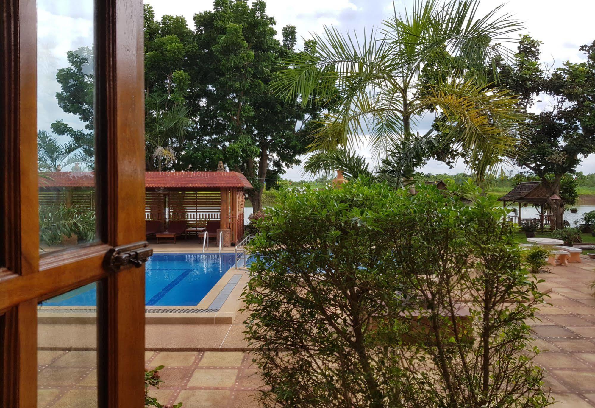 Changthai Comfort Guest House Udon Thani Esterno foto